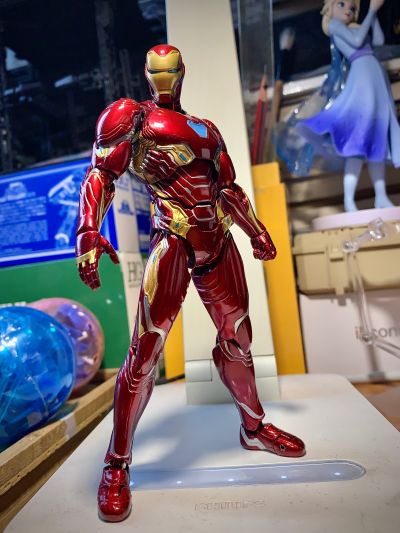 S.H.Figuarts 复仇者联盟2奥创纪元 钢铁侠 四十五号装甲