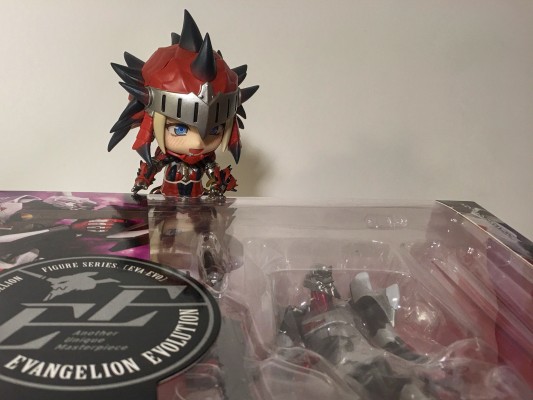 粘土人#993-DX 怪物猎人:世界  雄火龙装女猎人