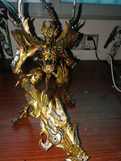 魔戒可动 牙狼 ～魔戒闪骑～ 黄金骑士 牙狼