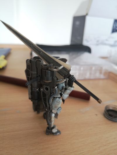 六角机牙 牙机将 装甲型：骑士 白色