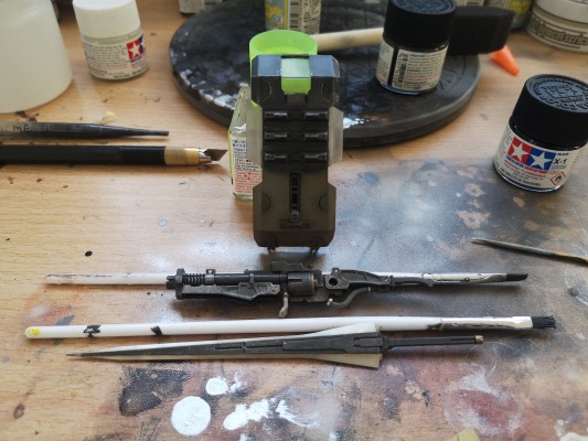 六角机牙 牙机将 装甲型：骑士 白色