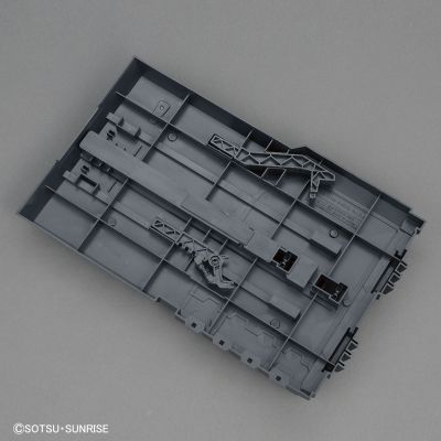 MG 弹射基地地台