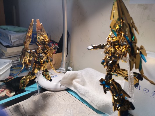 HGUC 1/144 独角兽高达3号机 菲尼克斯 (独角兽模式)( Narrative Ver.)[金色电镀]