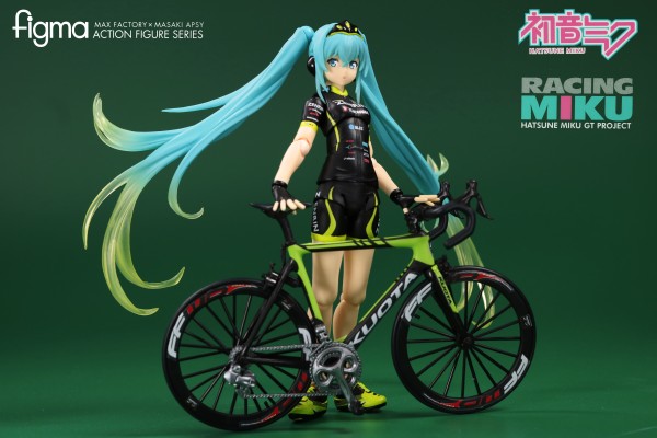 figma #307 GSR 初音未来 赛车2015 TeamUKYO应援Ver.
