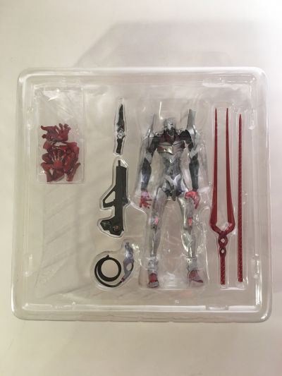 粘土人#993-DX 怪物猎人:世界  雄火龙装女猎人