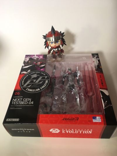 粘土人#993-DX 怪物猎人:世界  雄火龙装女猎人