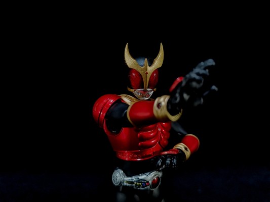 S.H.Figuarts(真骨雕制法) 假面骑士欧兹 假面骑士欧兹 鹰虎蝗联组