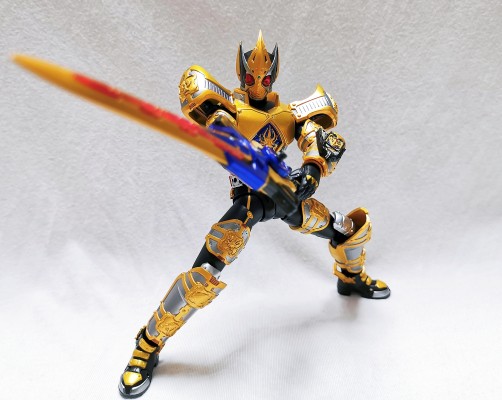 S.H.Figuarts  假面骑士剑 国王形态