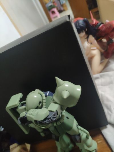 MG 1/100 机动战士高达  MS-06J 扎古II Ver.2.0