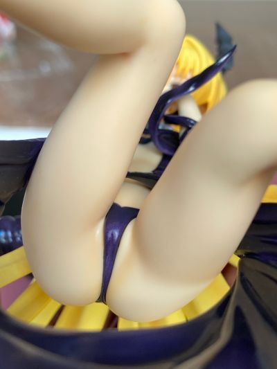 出包王女DARKNESS  金色暗影 黑暗化