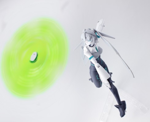 HGBD:R 高达创形者：再起 机动人偶梅伊