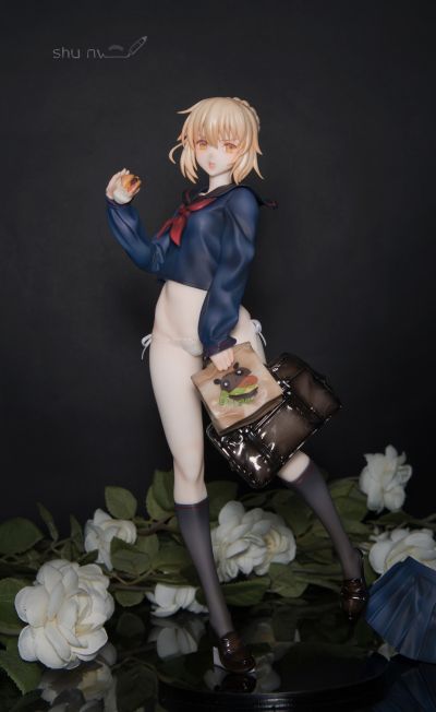 人手一只汉堡王