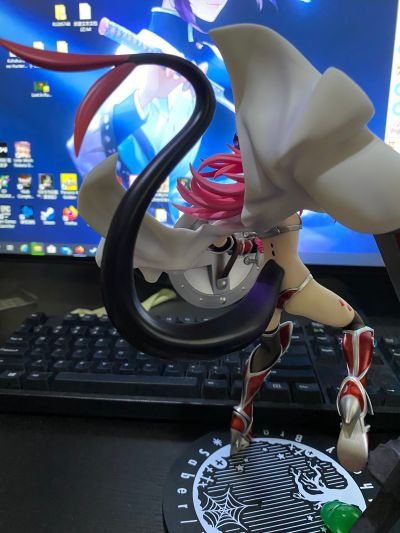 Fate/Grand Order 	伊丽莎白·巴托里伯爵夫人Saber,Brave