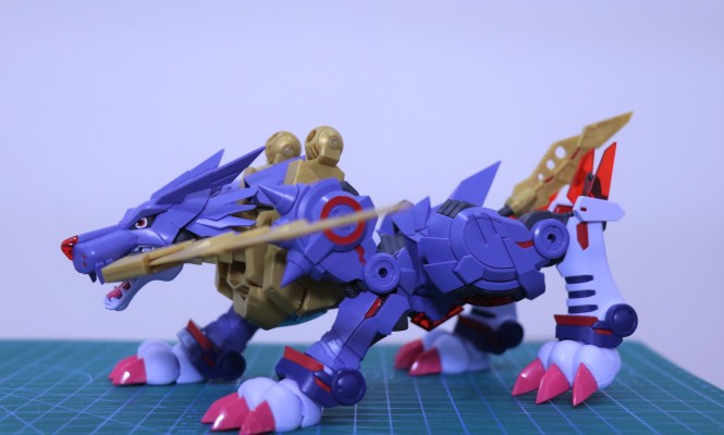 Figure-rise Standard  Amplified 	数码宝贝 钢铁加鲁鲁