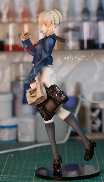 人手一只汉堡王