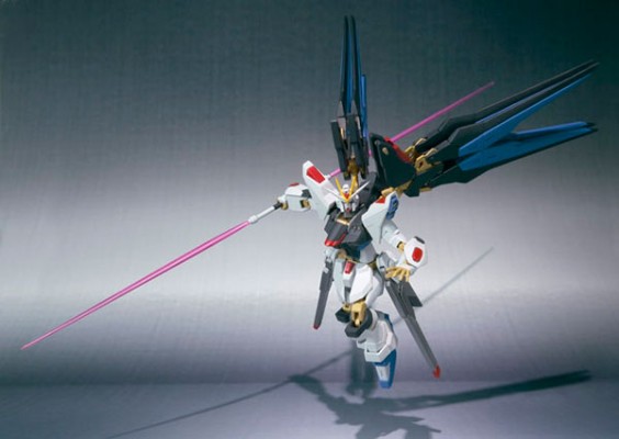 ROBOT魂 机动战士高达SEED DESTINY ZGMF-X20A 强袭自由高达