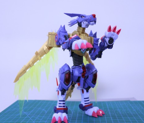 Figure-rise Standard  Amplified 	数码宝贝 钢铁加鲁鲁