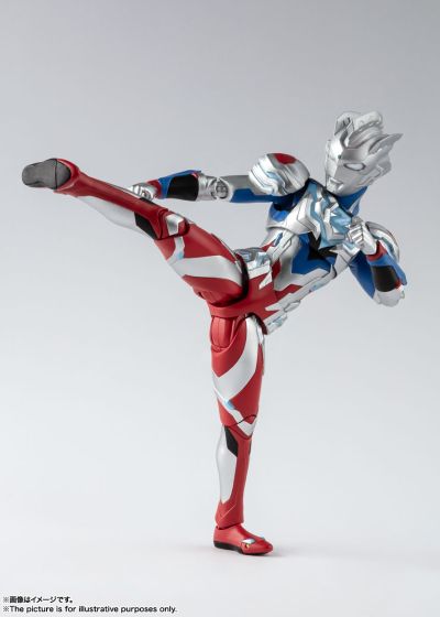 S.H.Figuarts  泽塔奥特曼 阿尔法装甲