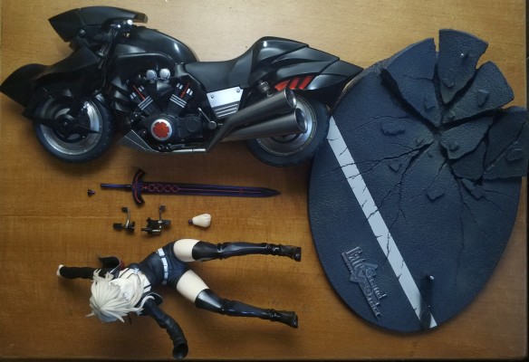 命运-冠位指定 剑士-阿尔托莉雅·潘德拉贡（Alter） 与 黑甲骑兵