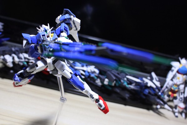 RG 1/144 GNT-0000 量子型00高达