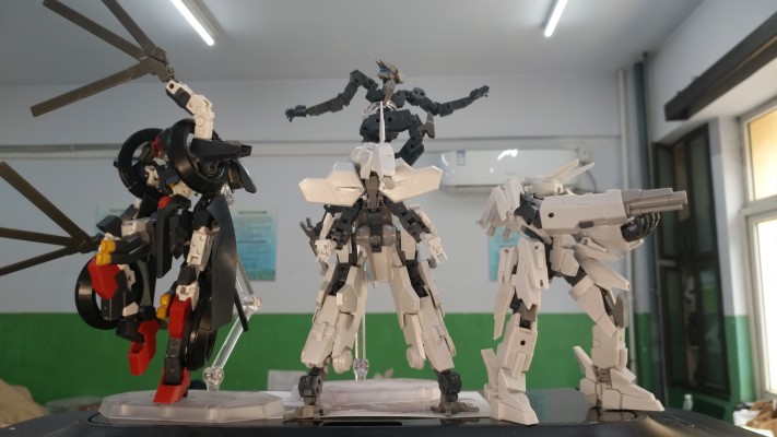Frame Arms 1/100 フレームアーキテクト リニューアルVer.〈グレー〉