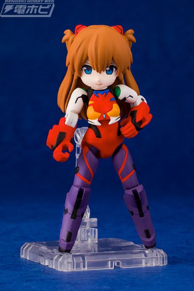 桌面军队 《新世纪福音战士新剧场版》 	式波·明日香·兰格雷与新世纪福音战士2号机