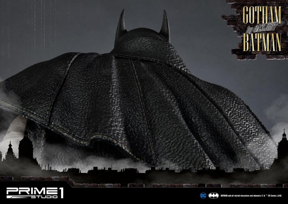 CMDC-04 蝙蝠侠：阿克汉姆起源 煤气灯下的哥谭蝙蝠侠 黑衣Ver. 