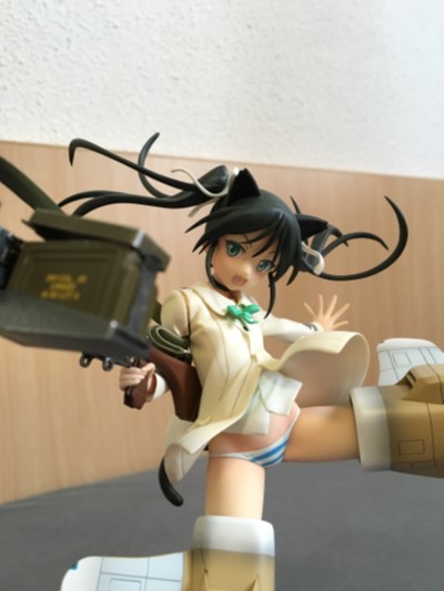 强袭魔女 桑妮亚‧V‧利特维亚克