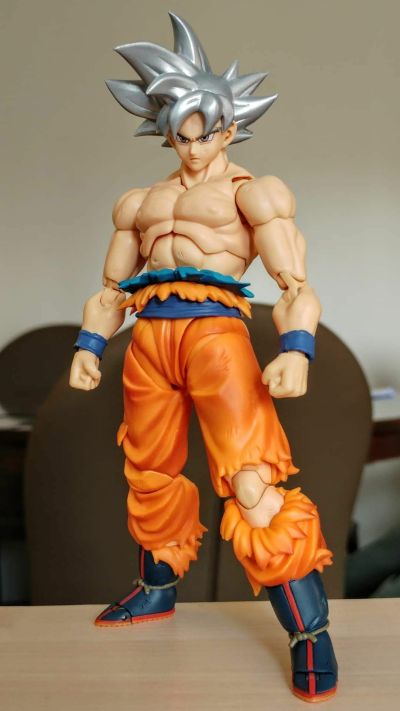 S.H.Figuarts 孙悟空 自在极意功