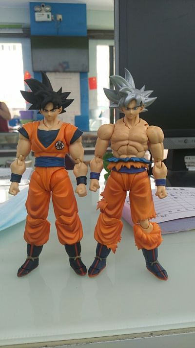 S.H.Figuarts 孙悟空 自在极意功