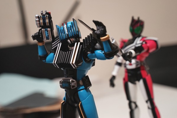 S.H.Figuarts(真骨雕制法)  假面骑士帝骑 假面骑士帝骑