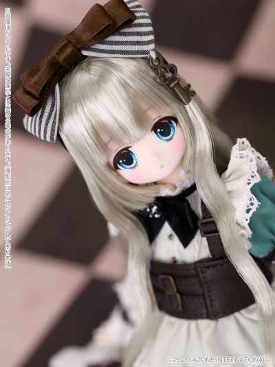 Alvastaria 梅丽尔 ～书，镜子和小爱丽丝～ (Azone商城限定贩售)