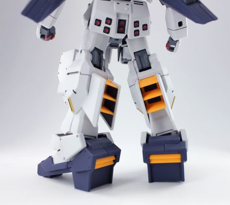 HGUC ADVANCE OF Z 提坦斯的旗下 RX-121-3C 高达 TR-1 Haze'n-thley