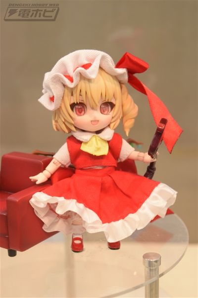 Chimicco Doll 东方Project 	芙兰朵露・斯卡雷特 Doll・Scarlett