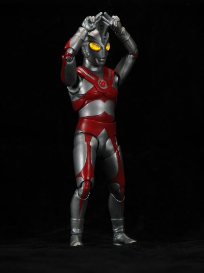 S.H.Figuarts 艾斯奥特曼