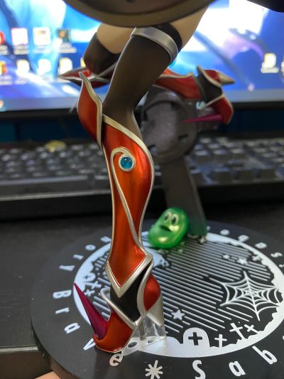 Fate/Grand Order 	伊丽莎白·巴托里伯爵夫人Saber,Brave