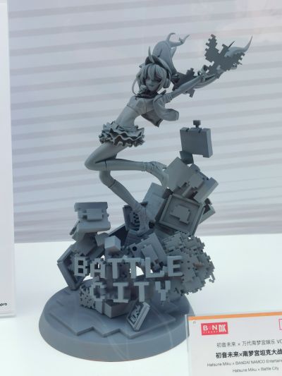 Vocaloid 初音未来 坦克大战ver.