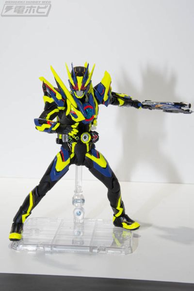 S.H.Figuarts 假面骑士零一 假面骑士零一 闪耀突击飞蝗