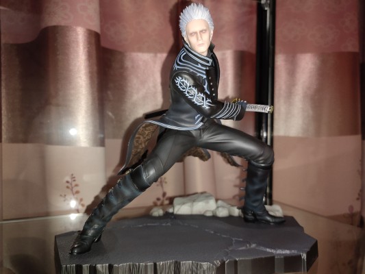 ARTFX J 鬼泣5 维吉尔