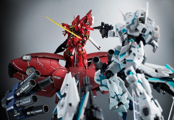 ROBOT魂 机动战士高达UC 	NZ-999 新吉恩号