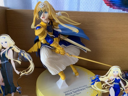 刀剑神域 爱丽丝篇	爱丽丝·滋贝鲁库