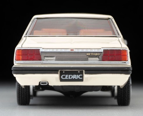 Ignition Model x Tomytec T-IG4325 日产Nissan 赛德里克 HT 280E Broam (白色)