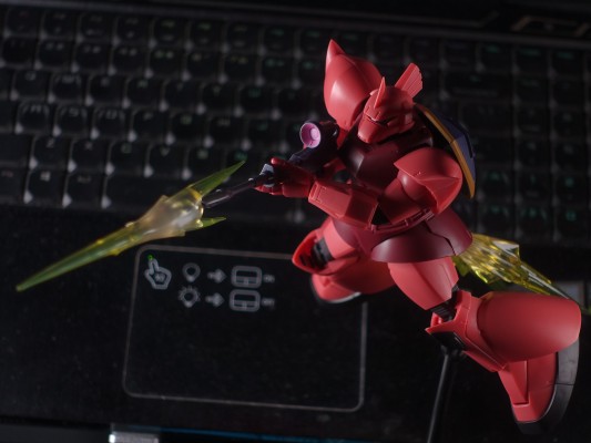 ROBOT魂＜机动战士系列＞ MS-14S 夏亚专用勇士 剧中版