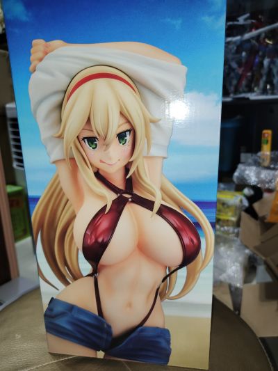 海上遇见的金发女孩