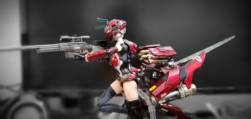 雏蜂-B.E.E. 琉璃