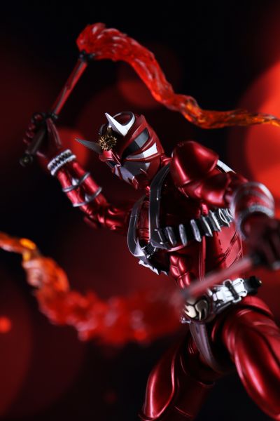 S.H.Figuarts（真骨雕制法）假面骑士响鬼红
