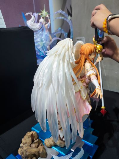 刀剑神域 爱丽丝篇 异界战争 	爱丽丝·滋贝鲁库 -天使 Ver-