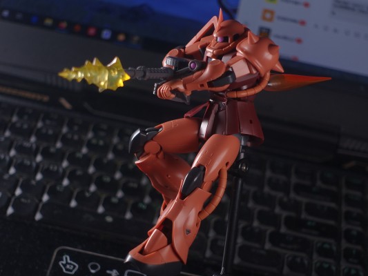 ROBOT魂＜机动战士系列＞ MS-06S 夏亚专用扎古 剧中版