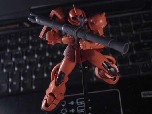 ROBOT魂＜机动战士系列＞ MS-06S 夏亚专用扎古 剧中版