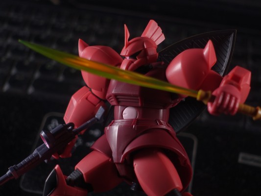 ROBOT魂＜机动战士系列＞ MS-14S 夏亚专用勇士 剧中版